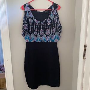 Open shoulder fitted dress